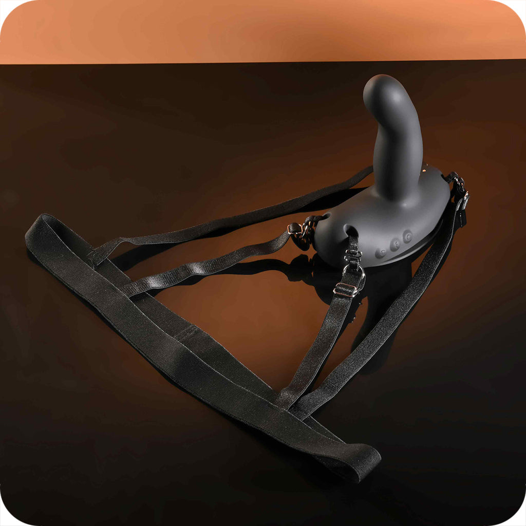 Come Closer Strap-On Grinder Vibe